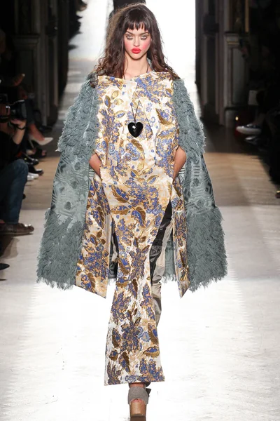 Look 56